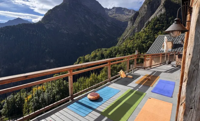 Terasse de yoga avec vue